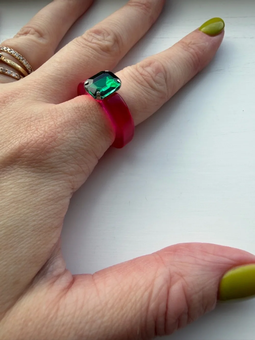 Transparent Pink Resin Ring With Emerald-Cut Green Crystal / Faux Gem - Size 6.5